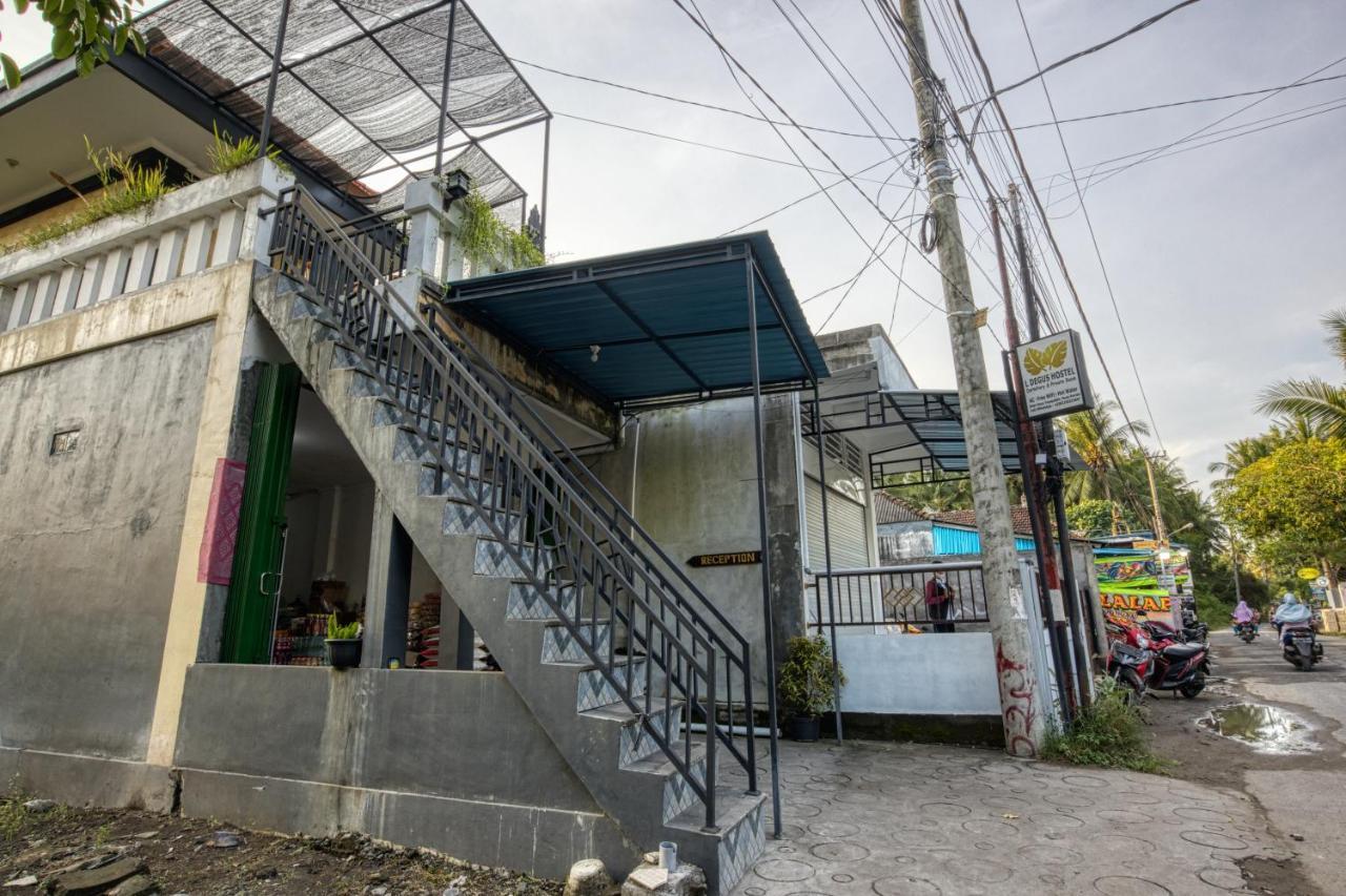 L Degus Hostel Toyapakeh Ngoại thất bức ảnh